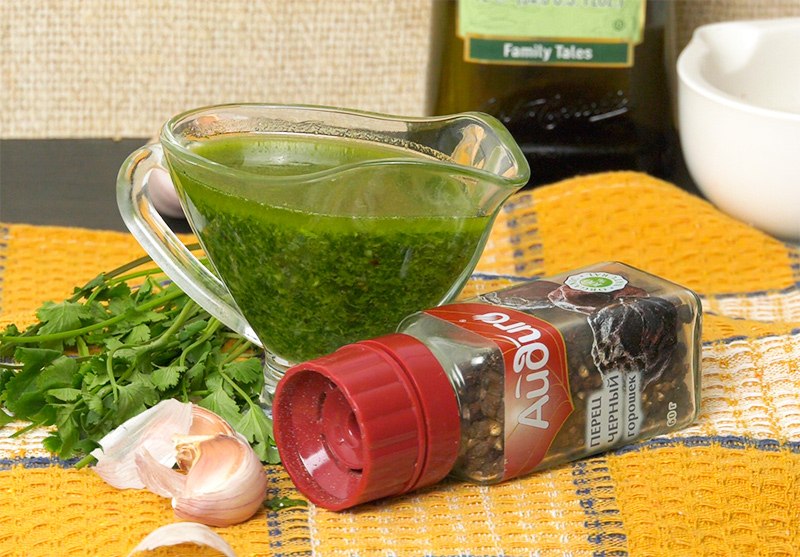 «Мохо верде» - канарский зеленый соус