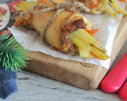 Куриное филе с картофелем и морковью «Вязанка дров»