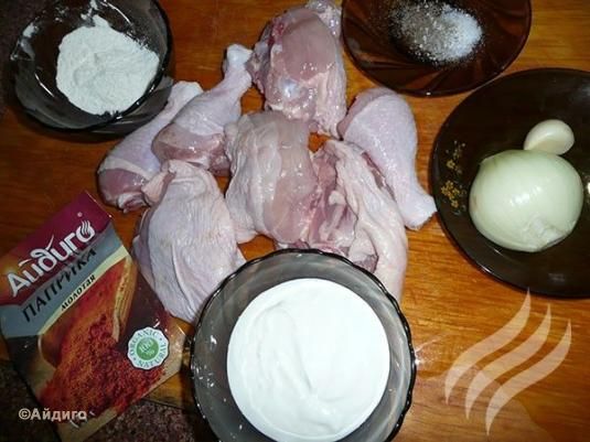 Куриные голени в соусе с паприкой