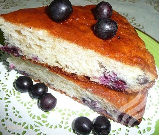 Пирог с черноплодной рябиной