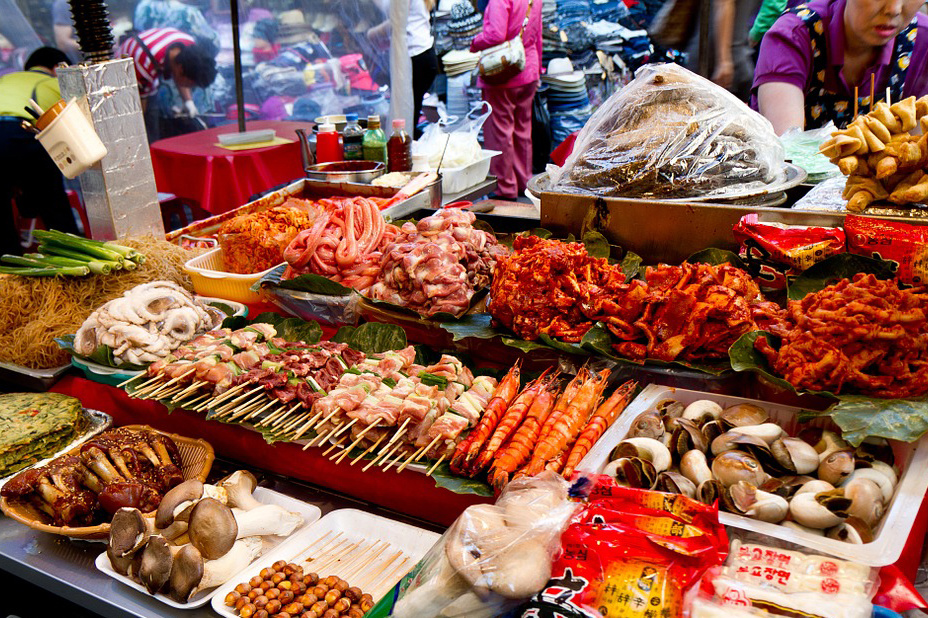 Типичный рынок в Корее. Какие пряности любят в Корее?