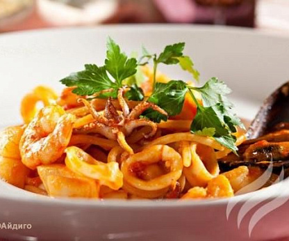 Морепродукты в лимонно-медовом соусе