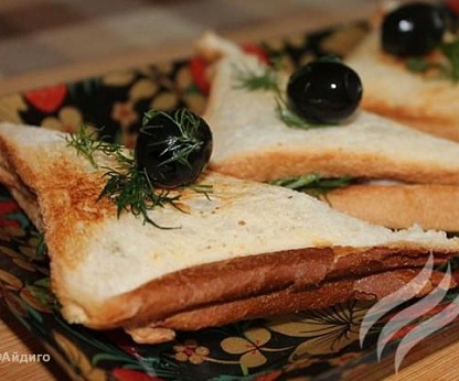 Сэндвич с острым соусом