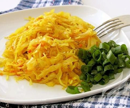 Капуста, тушенная с рисом