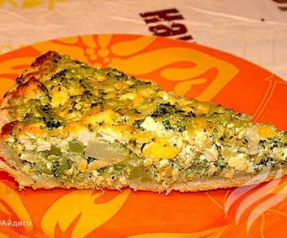 Пирог с сыром и брокколи