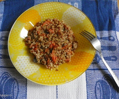 Гречка по-купечески, томлёная с овощами