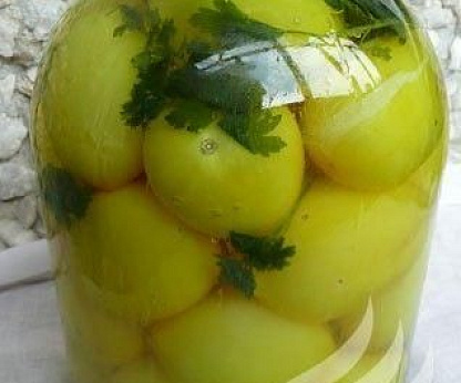 Помидоры с петрушкой
