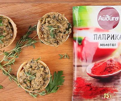 Икра грибная с зеленью и чесноком