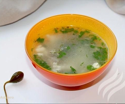 Рыбный суп с сыром фета
