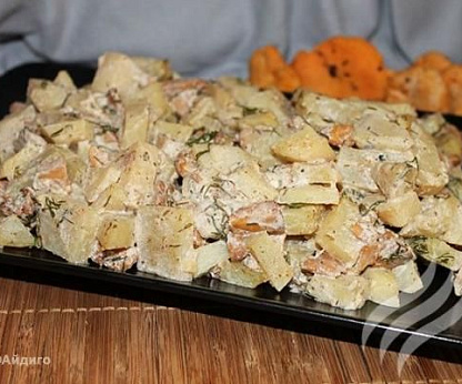 Лисички с картофелем в сметане