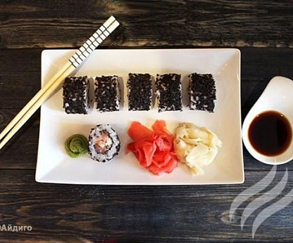 Роллы с кунжутом