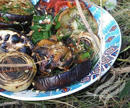 Теплый салат из овощей-гриль