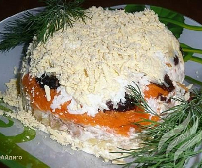 Салат с печенью трески
