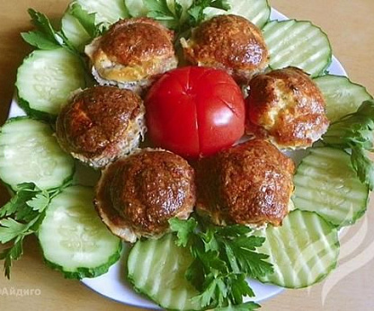 Мясные кексы с сырно-яичной начинкой