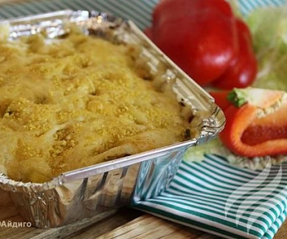 Курица, запеченная с картофелем