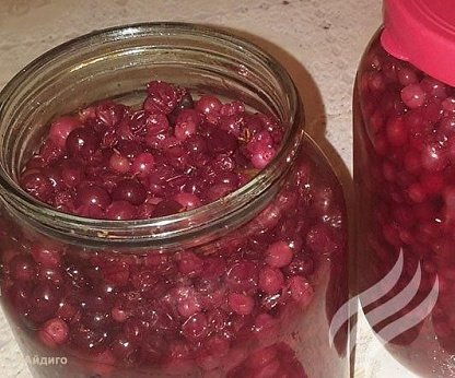 Моченая брусника со специями