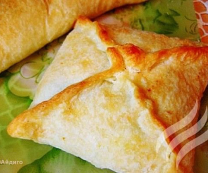 Слойки с тунцом