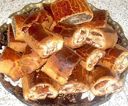 Домашний рулетик с маком и корицей