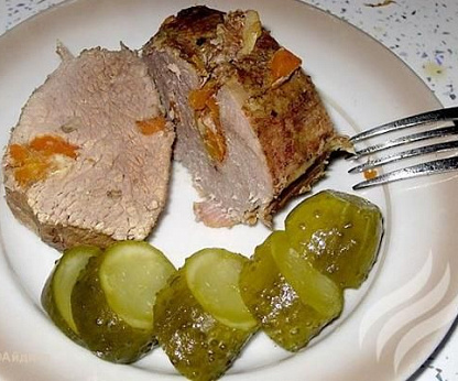 Нежная говядина с морковью и чесноком