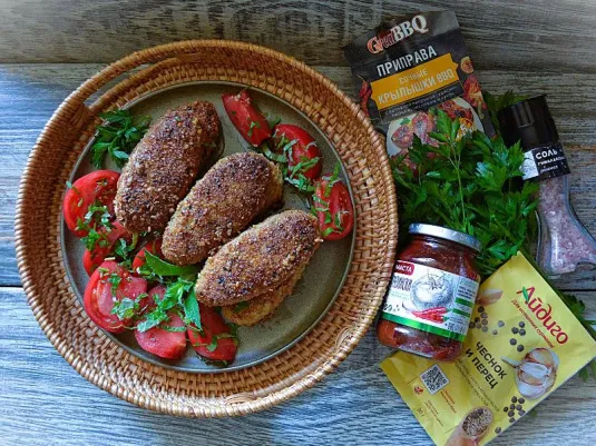 Куриные котлеты с зеленью