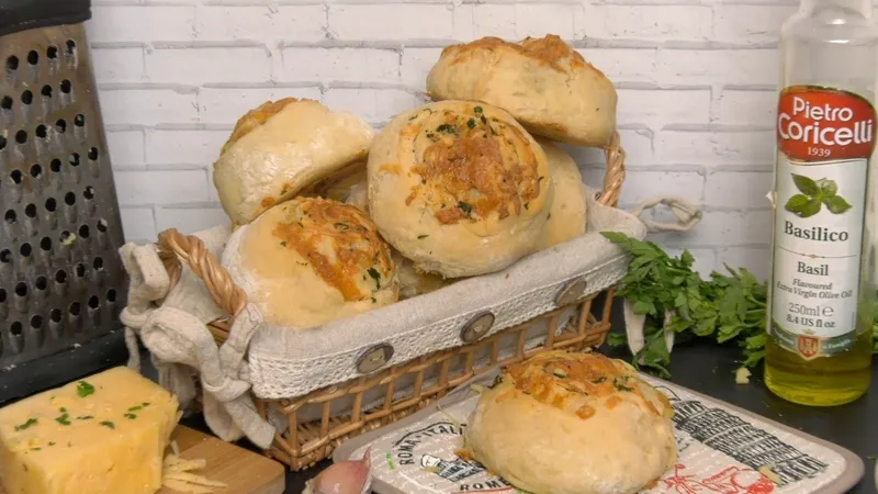 Итальянские булочки с сыром