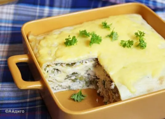 Запеканка куриная с яичными блинами