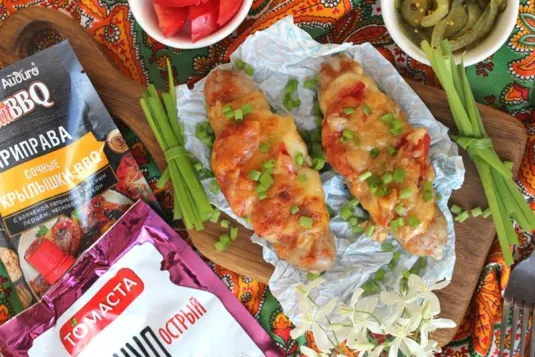 Колбаски на гриле с сыром