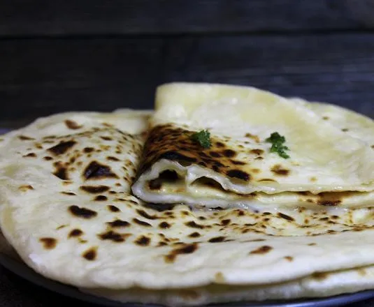 Хычин с сыром и зеленью